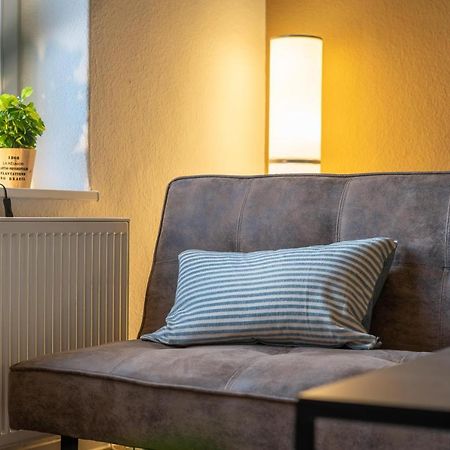 2 Bedroom 65Qm - Kitchen - Central - Netflix マクデブルク エクステリア 写真